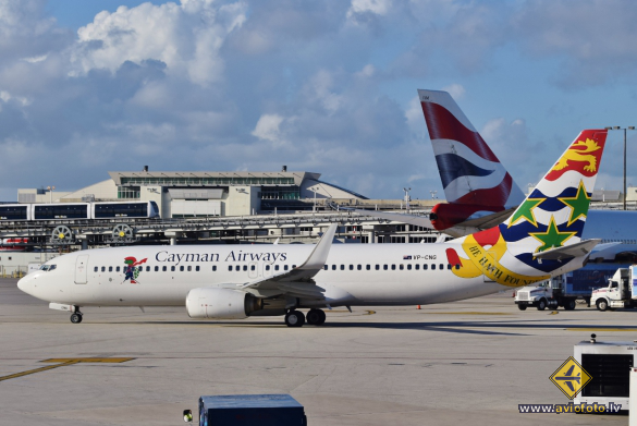 Boeing 737-86Q